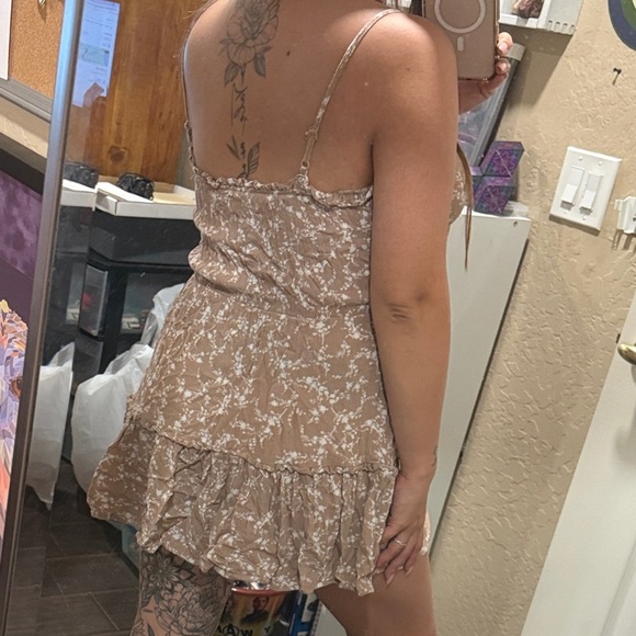 Rue21 Tan Floral Dress - Picture 3 of 5